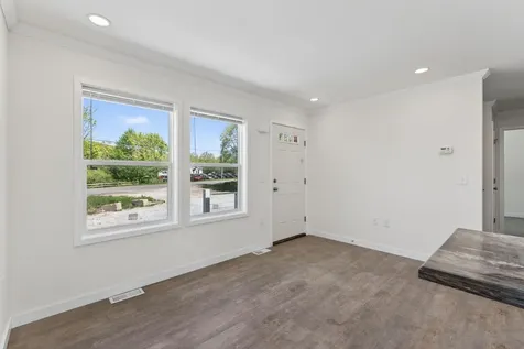 295 Old County Road Rockland ME 04841