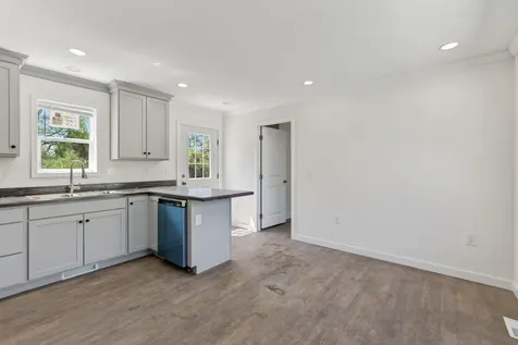 295 Old County Road Rockland ME 04841