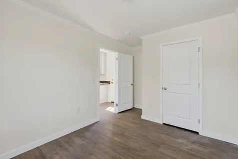 295 Old County Road Rockland ME 04841