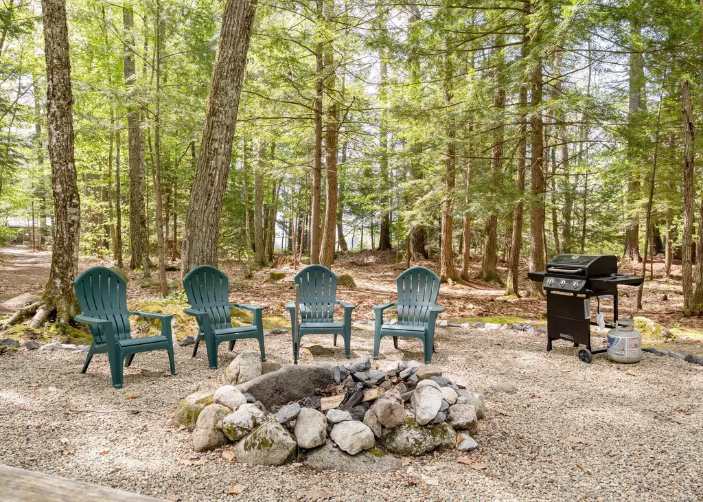 7 Cluff Lane Bridgton ME 04009