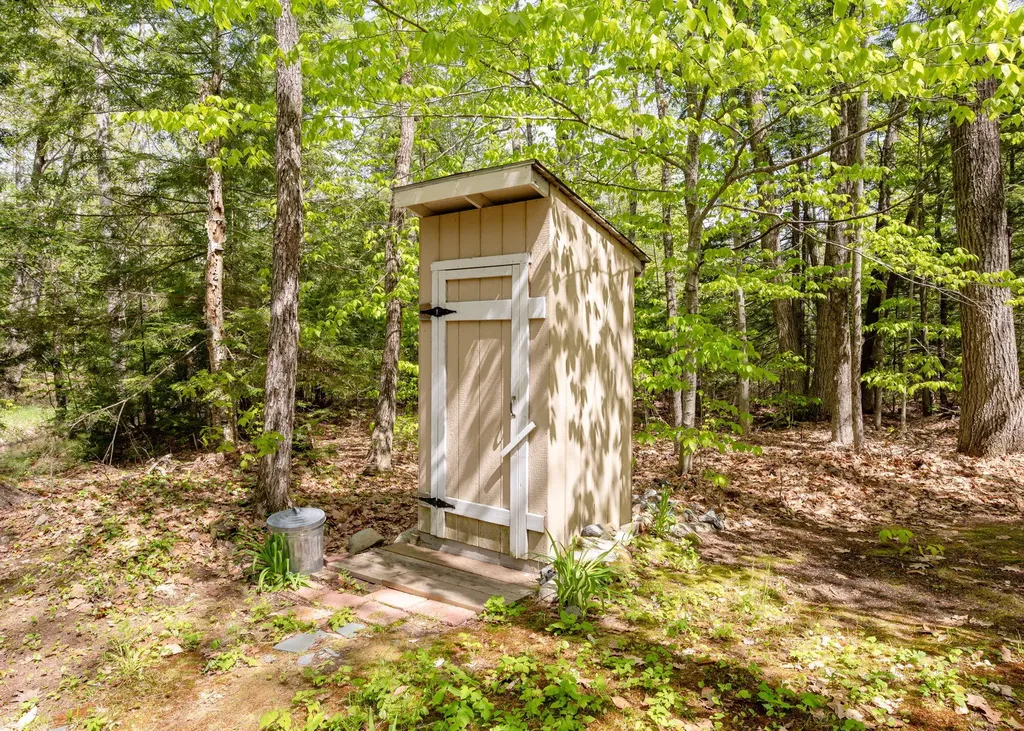 7 Cluff Lane Bridgton ME 04009
