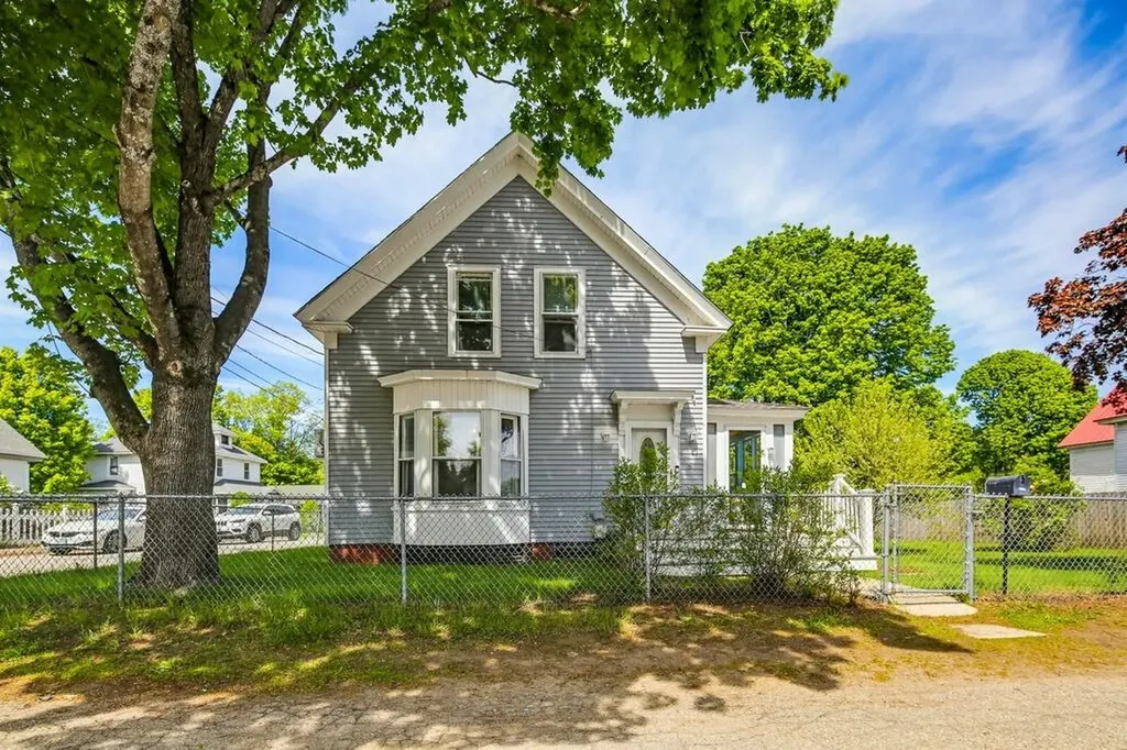 15 Goodwin Street Sanford ME 04083