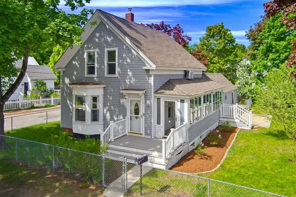 15 Goodwin Street Sanford ME 04083
