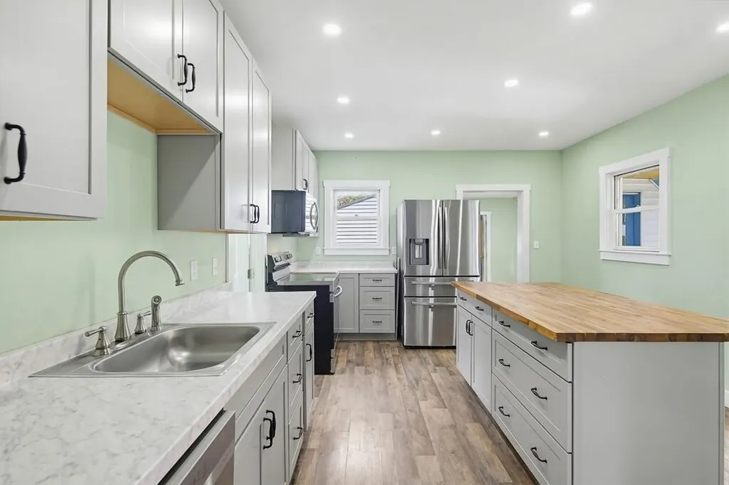 15 Goodwin Street Sanford ME 04083