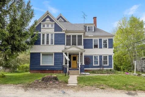 7 Porter Street Paris ME 04281