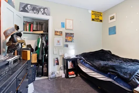 7 Porter Street Paris ME 04281