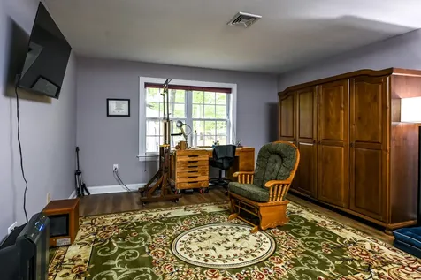 22 Eisenhower Court Naples ME 04055