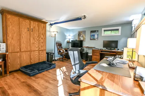 22 Eisenhower Court Naples ME 04055
