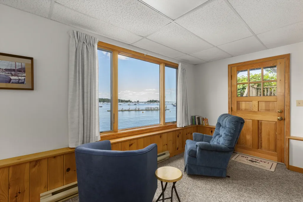 6 Bay Road Camden ME 04843