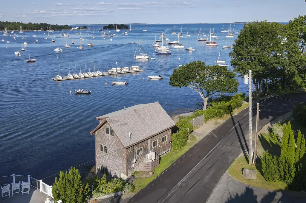 6 Bay Road Camden ME 04843