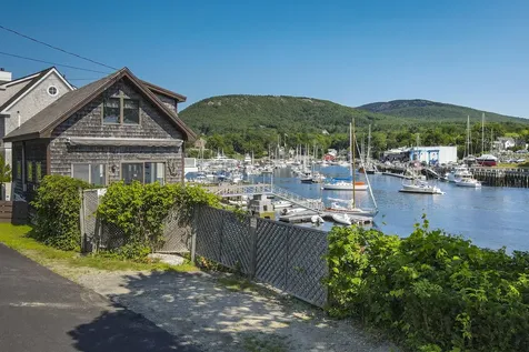 6 Bay Road Camden ME 04843