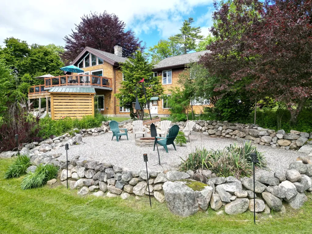 475 North Road Leeds ME 04263