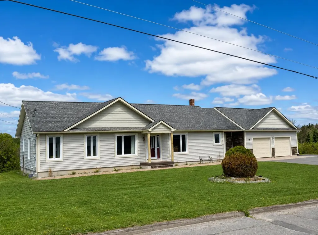 19 Harrison Avenue Fort Fairfield ME 04742