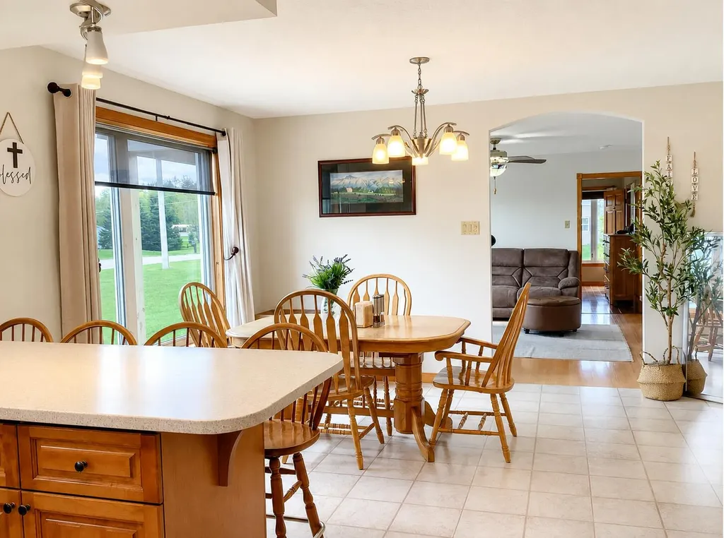 19 Harrison Avenue Fort Fairfield ME 04742