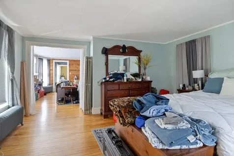 7 Porter Street Paris ME 04281
