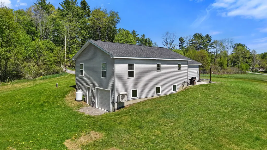 32 Pond Road Saint Albans ME 04971