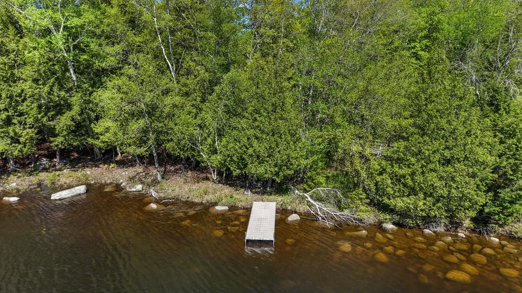32 Pond Road Saint Albans ME 04971