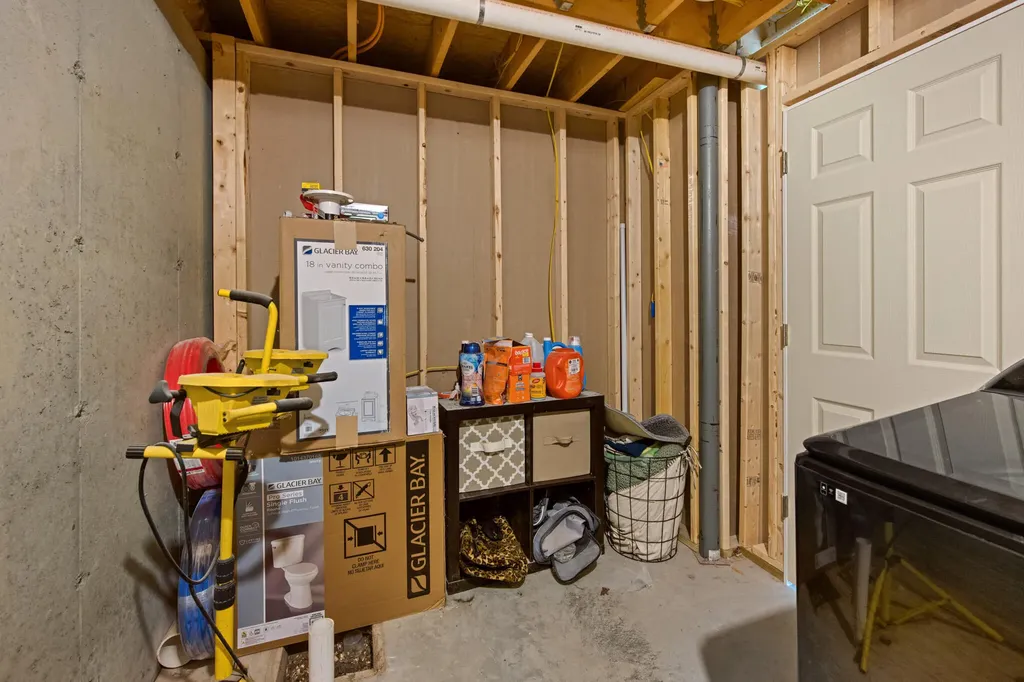 32 Pond Road Saint Albans ME 04971