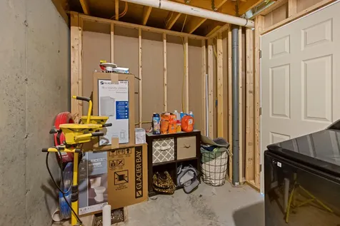 32 Pond Road Saint Albans ME 04971