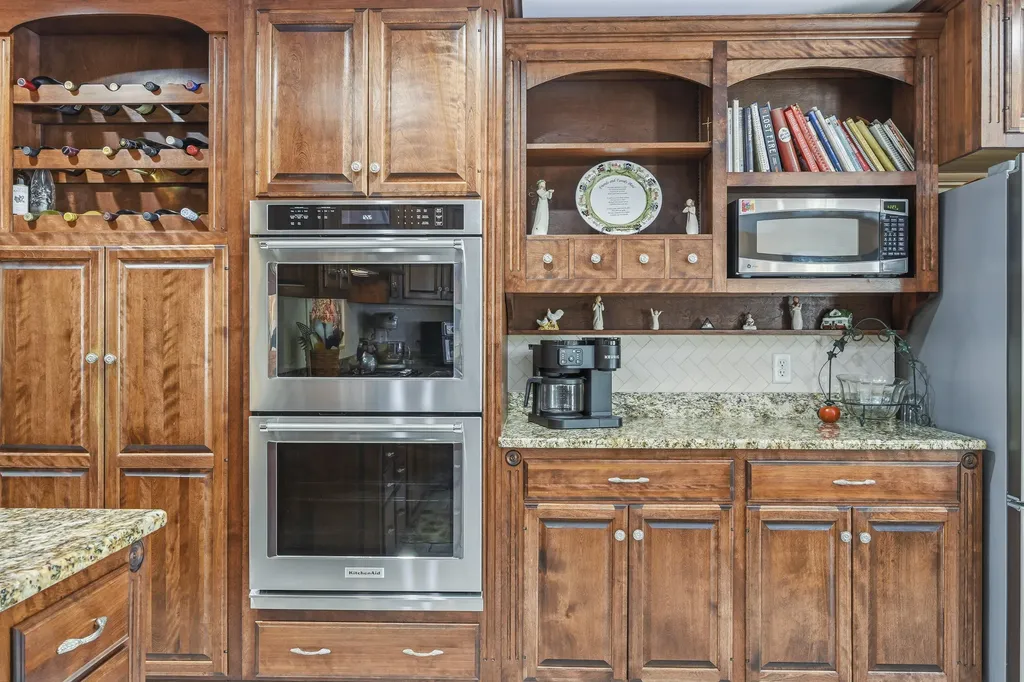 4 Cottagewood Lane Kennebunk ME 04043