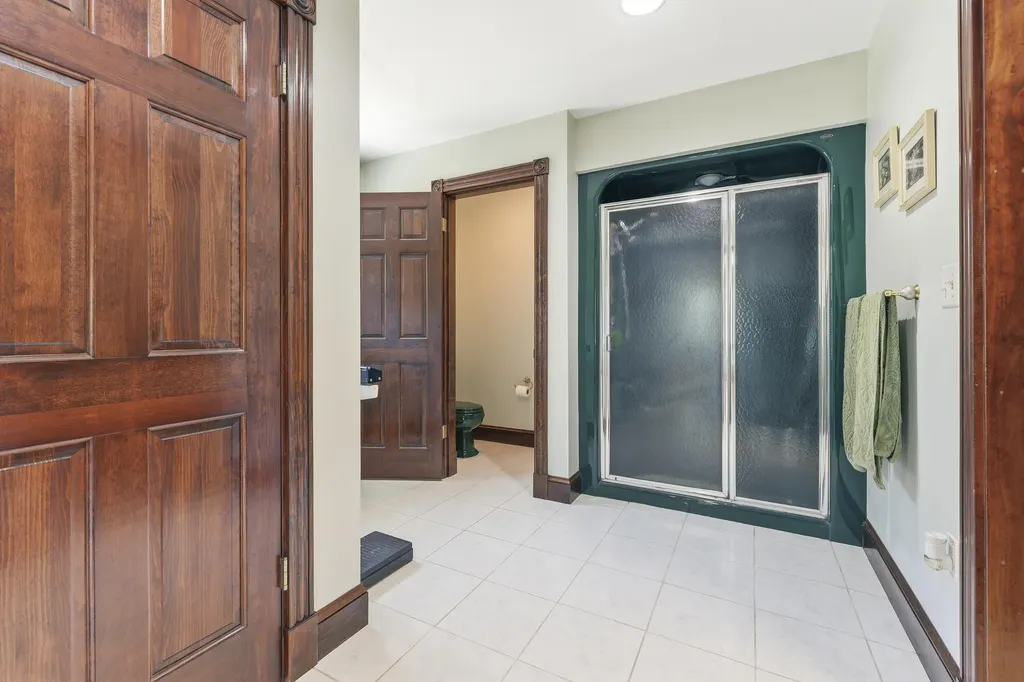 4 Cottagewood Lane Kennebunk ME 04043