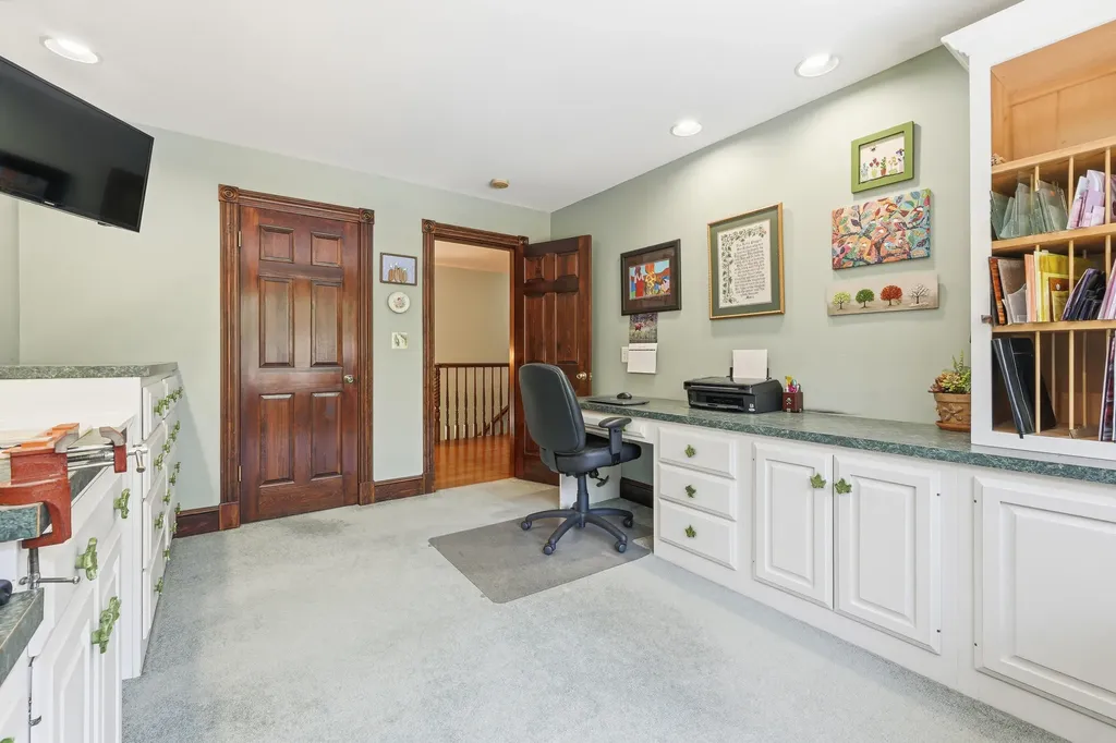 4 Cottagewood Lane Kennebunk ME 04043