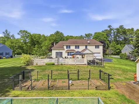 4 Cottagewood Lane Kennebunk ME 04043