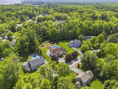 4 Cottagewood Lane Kennebunk ME 04043