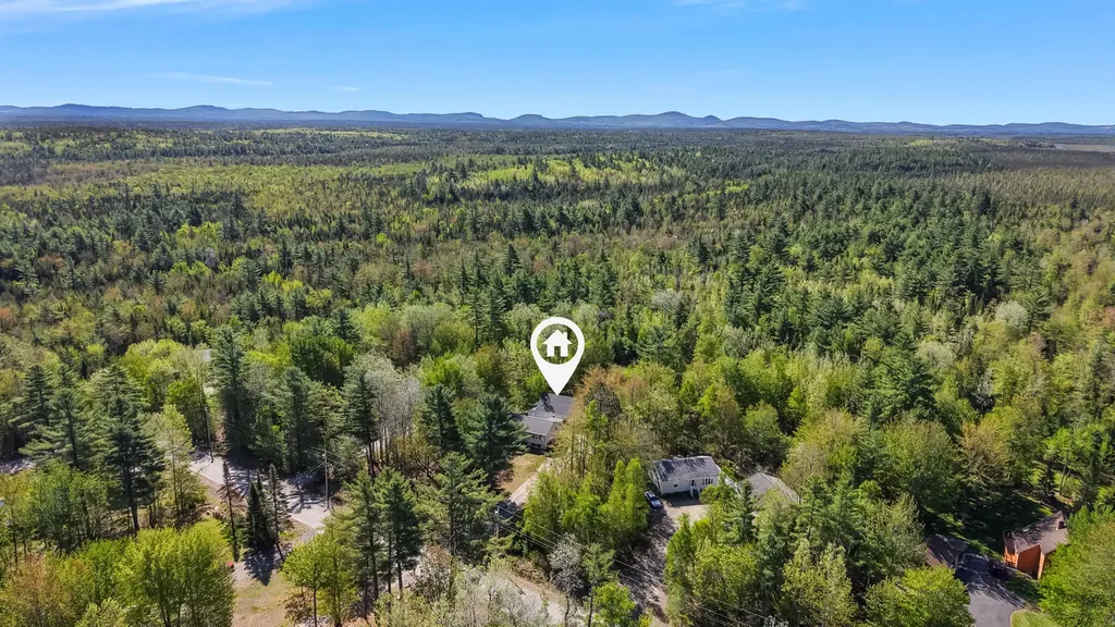 36 Vicki's Way Milford ME 04461