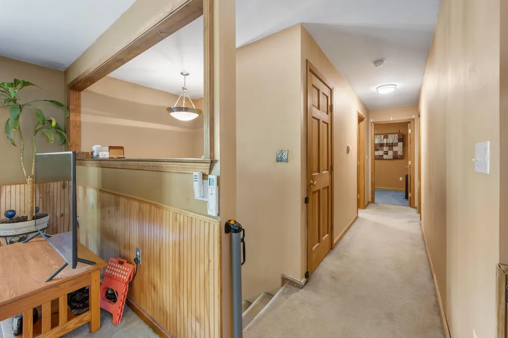 36 Vicki's Way Milford ME 04461