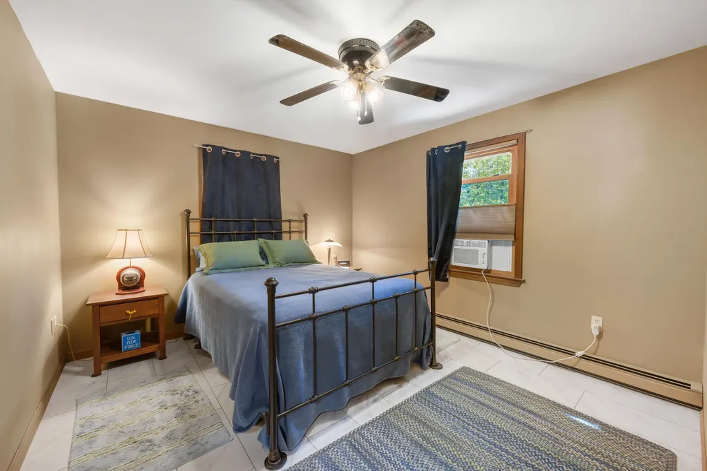 36 Vicki's Way Milford ME 04461