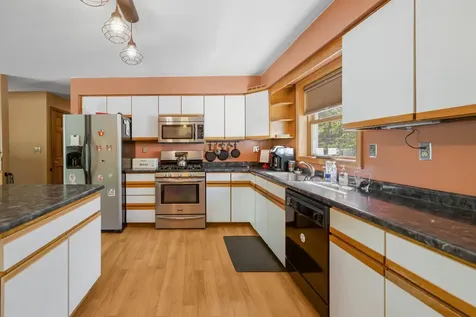 36 Vicki's Way Milford ME 04461