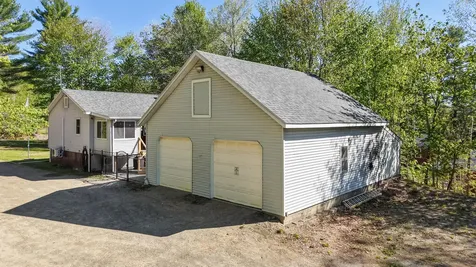 36 Vicki's Way Milford ME 04461