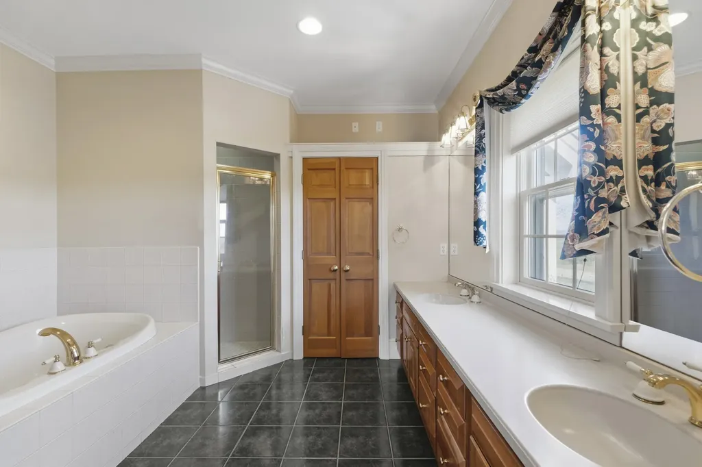 297 Appleton Ridge Road Searsmont ME 04973