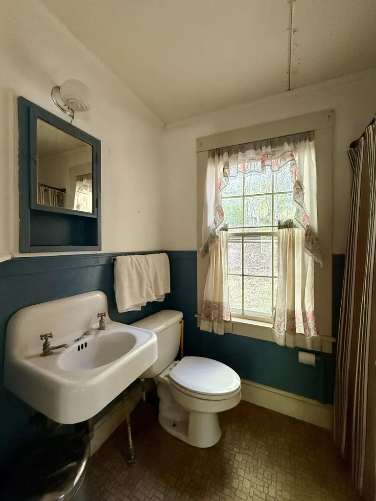 6 Meyer Street Eastport ME 04631