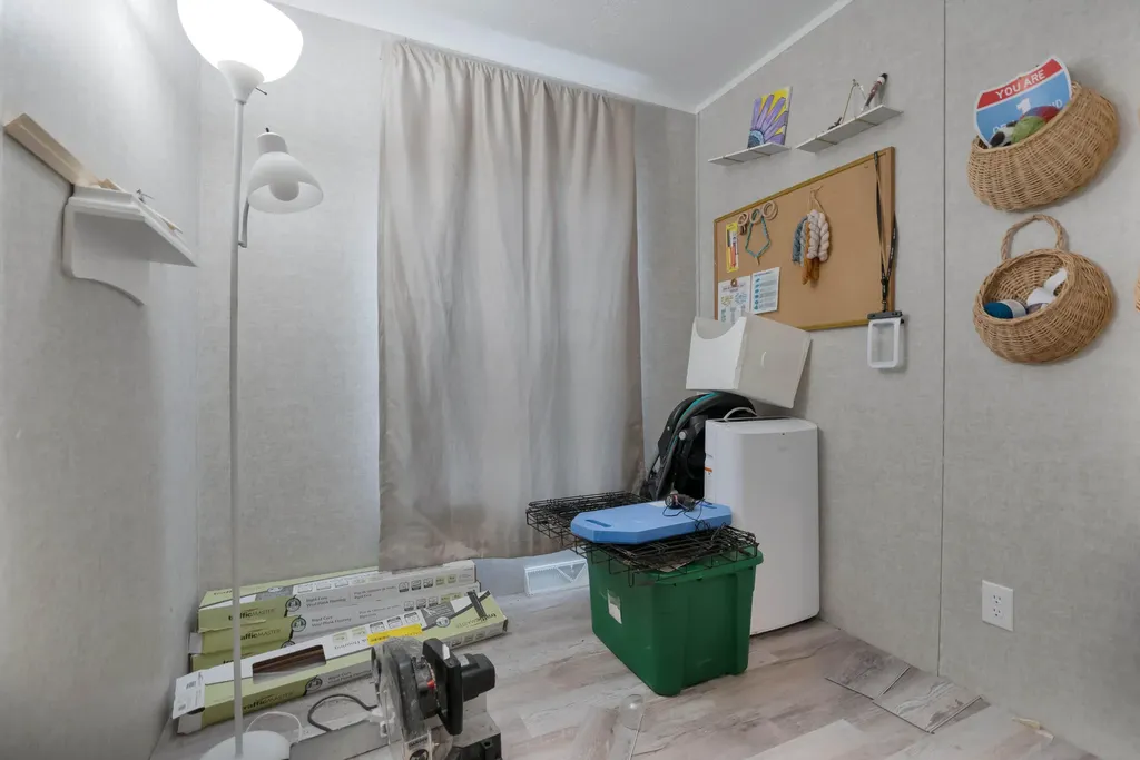 10 Primrose Lane Brunswick ME 04011