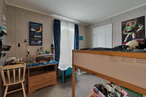 10 Primrose Lane Brunswick ME 04011