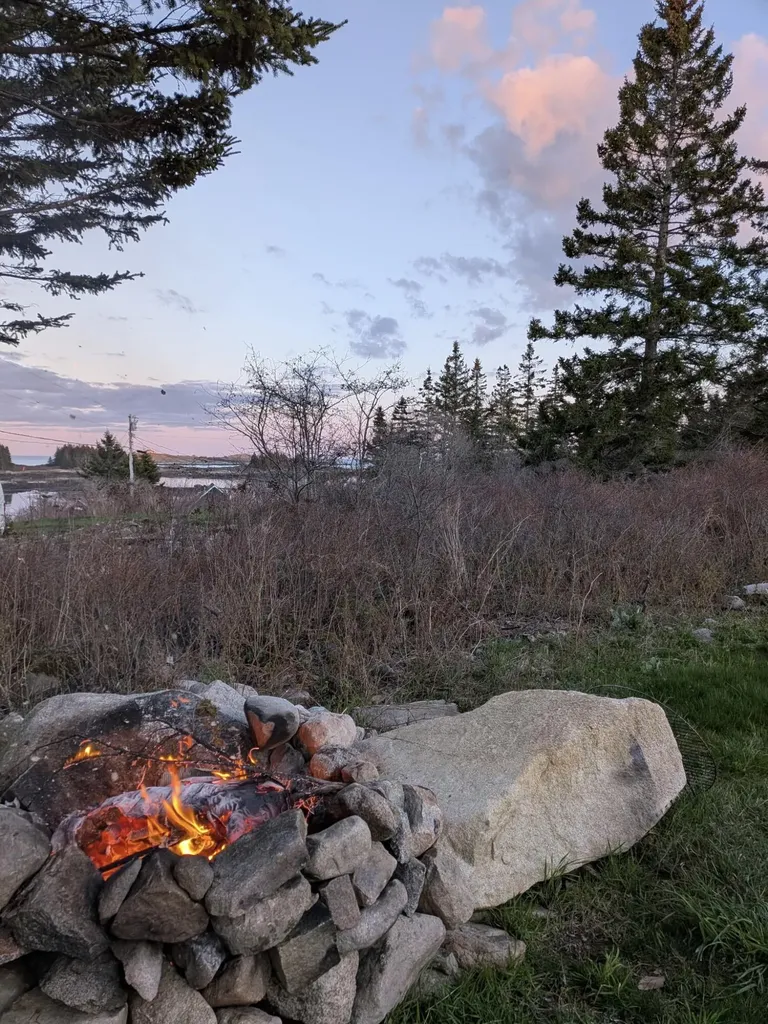 63 York Road Vinalhaven ME 04863