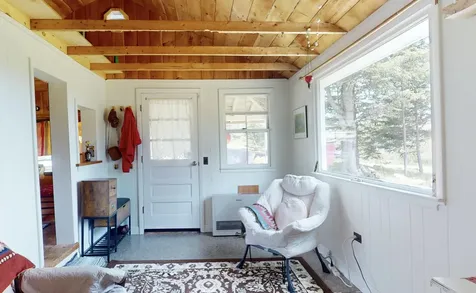 63 York Road Vinalhaven ME 04863