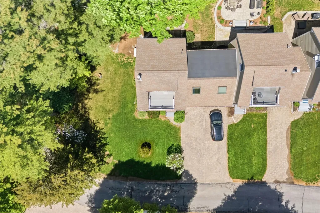 5 Yorke Ridge Way York ME 03909