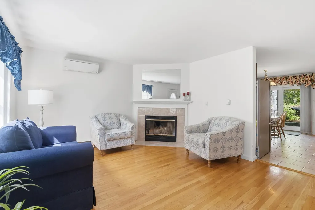5 Yorke Ridge Way York ME 03909