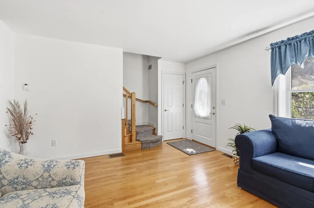 5 Yorke Ridge Way York ME 03909