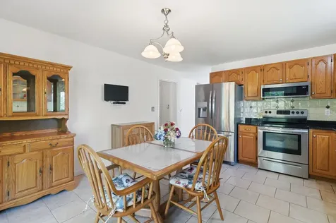 5 Yorke Ridge Way York ME 03909