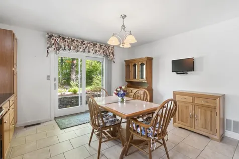 5 Yorke Ridge Way York ME 03909
