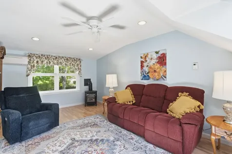 5 Yorke Ridge Way York ME 03909