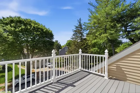 5 Yorke Ridge Way York ME 03909