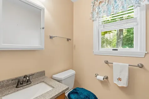 5 Yorke Ridge Way York ME 03909