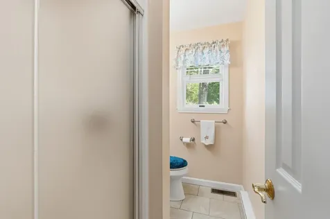 5 Yorke Ridge Way York ME 03909