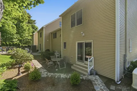 5 Yorke Ridge Way York ME 03909