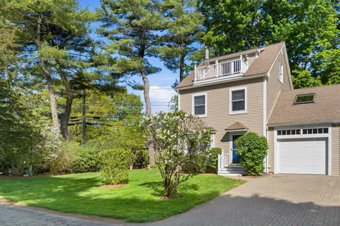 5 Yorke Ridge Way York ME 03909